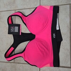 Victoria's Secret Sport Incredible Sports Bra 32C